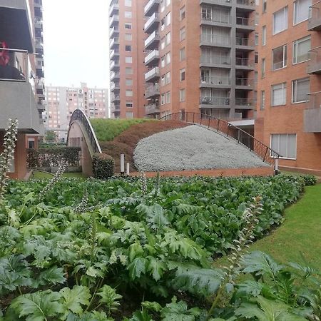 Hermosa Habitacion Privada En Conjunto Residencial Cerca Al Aeropuerto Y Terminal De Bogota, Zonas Comunes Se Comparten Con 1 Persona Apartman Kültér fotó